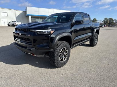 New 2025 Chevrolet Colorado ZR2 w/ Technology Package