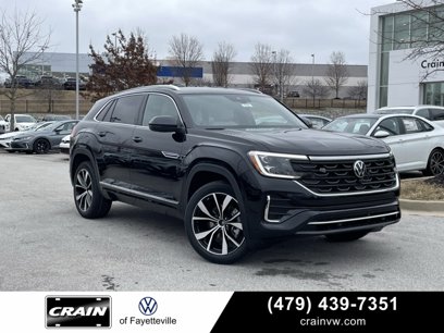 New 2025 Volkswagen Atlas Cross Sport SEL Premium R-Line