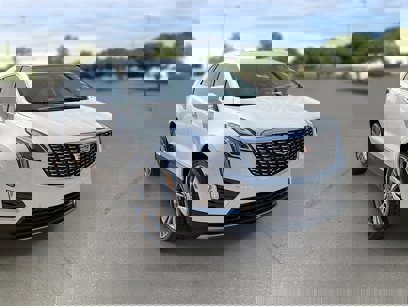 New 2025 Cadillac XT5 Premium Luxury w/ Technology Package
