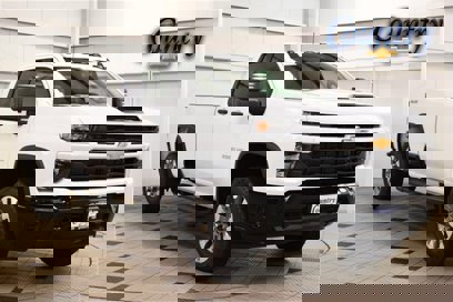 New 2025 Chevrolet Silverado 2500 Custom w/ Custom Value Package