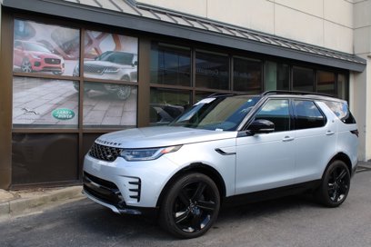 Certified 2023 Land Rover Discovery S R-Dynamic