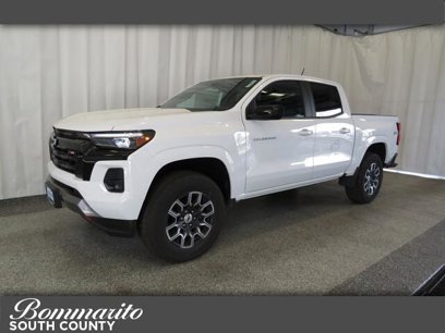 Used 2024 Chevrolet Colorado Z71 w/ Z71 Convenience Package 2