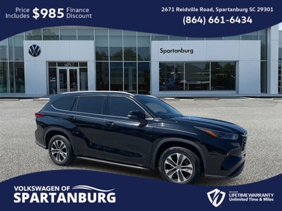 Used 2022 Toyota Highlander XLE