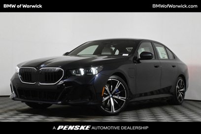 New 2026 BMW 550e xDrive w/ Executive Package