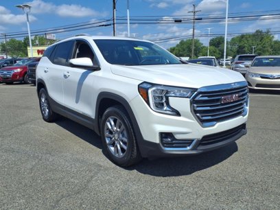 Certified 2022 GMC Terrain SLT