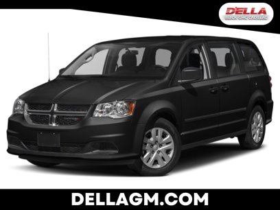 Used 2019 Dodge Grand Caravan SXT w/ Blacktop Package