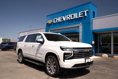 New 2025 Chevrolet Suburban Premier w/ Sun And Tow Package