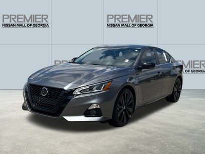 Used 2022 Nissan Altima 2.5 SR w/ Midnight Edition Package