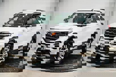 Used 2022 Ford Explorer XLT w/ Equipment Group 202A