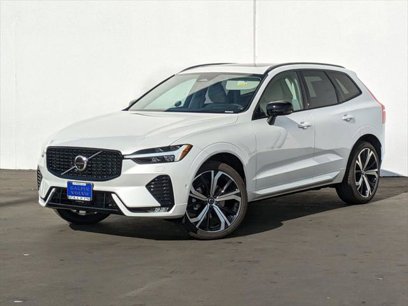 New 2025 Volvo XC60 B5 Ultra w/ Protection Package Premier