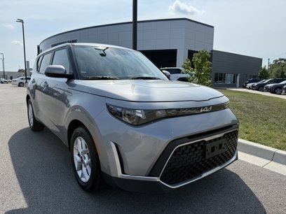 Used 2024 Kia Soul LX w/ Option Group 015