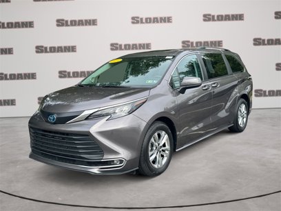 Used 2024 Toyota Sienna XLE