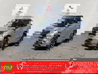 New 2025 Mitsubishi Outlander SEL