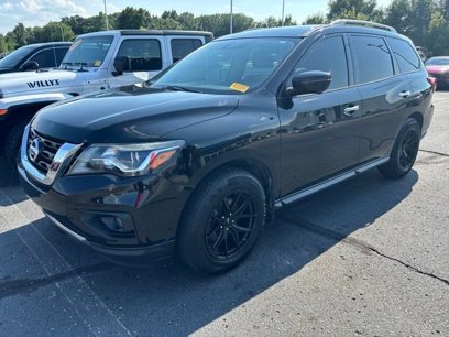 Used 2017 Nissan Pathfinder SV