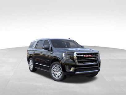 New 2024 GMC Yukon SLT w/ SLT Luxury Package