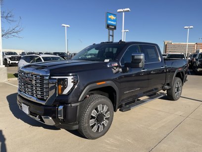 New 2025 GMC Sierra 2500 Denali w/ Technology Package