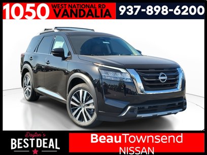 Used 2024 Nissan Pathfinder Platinum w/ Cargo Package