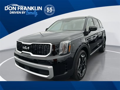 Used 2025 Kia Telluride EX w/ EX Captain's Chair Package