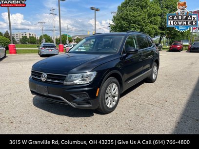 Used 2018 Volkswagen Tiguan SE w/ Panoramic Sunroof Package