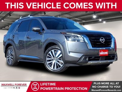 Used 2022 Nissan Pathfinder Platinum w/ Cargo Package