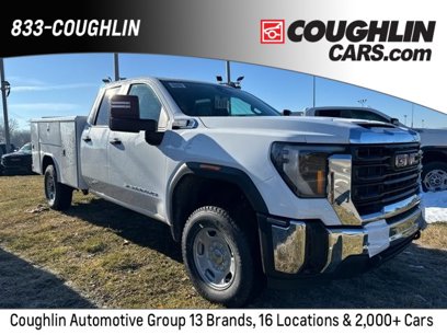 New 2024 GMC Sierra 2500 Pro w/ Convenience Package