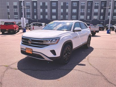 Used 2023 Volkswagen Atlas Cross Sport SE w/ Panoramic Sunroof Package