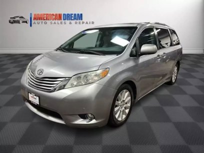 Used 2012 Toyota Sienna Limited w/ Premium Pkg