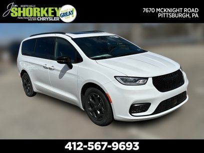 New 2025 Chrysler Pacifica Premium