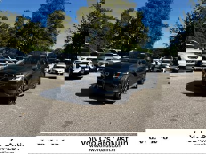 New 2025 Volvo V60 B5 Cross Country Ultra w/ Protection Package Premier