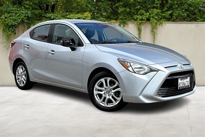 Certified 2018 Toyota Yaris iA