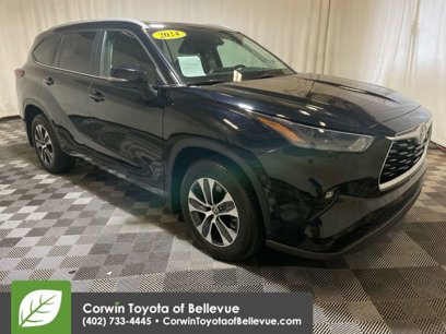 Used 2024 Toyota Highlander XLE