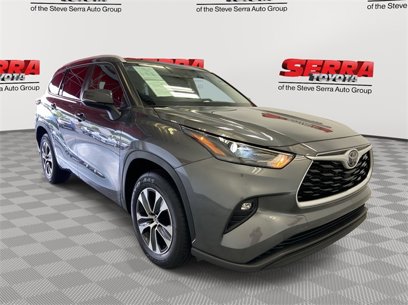 Used 2024 Toyota Highlander XLE