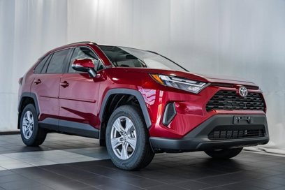 New 2025 Toyota RAV4 XLE