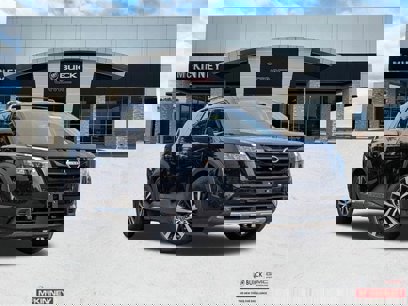 Used 2024 Nissan Pathfinder Platinum