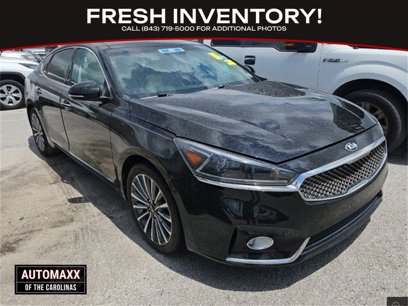 Used 2017 Kia Cadenza Premium w/ Luxury Package