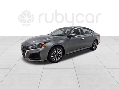 Used 2023 Nissan Altima 2.5 SV