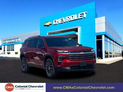 New 2025 Chevrolet Traverse LT w/ Sun and Wheel Package