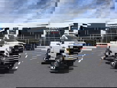 New 2025 GMC Sierra 2500 Pro w/ Convenience Package