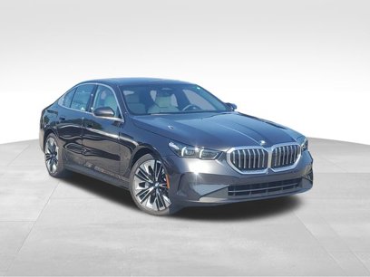 New 2026 BMW 530i xDrive w/ Premium Package