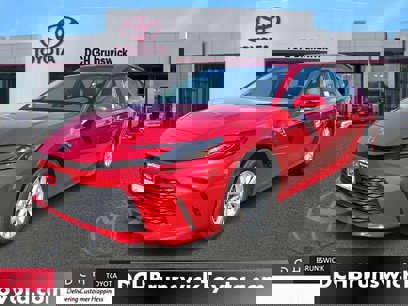 New 2025 Toyota Camry LE