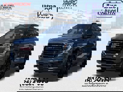 Used 2024 GMC Terrain SLT w/ Infotainment Package II