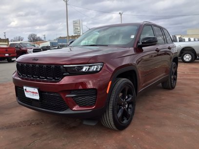 New 2025 Jeep Grand Cherokee Altitude