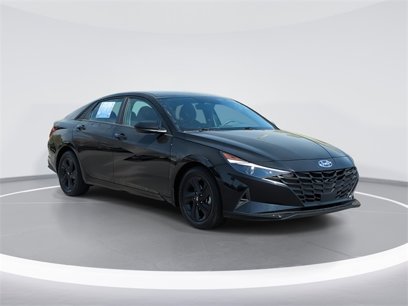 Used 2022 Hyundai Elantra SEL w/ Convenience Package