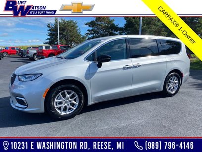 Used 2024 Chrysler Pacifica Touring-L