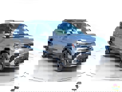 New 2025 Volkswagen Taos SE