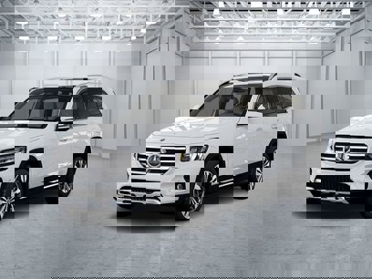 New 2025 Mercedes-Benz GLB 250 4MATIC