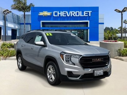 Used 2022 GMC Terrain SLE w/ Driver Convenience Package