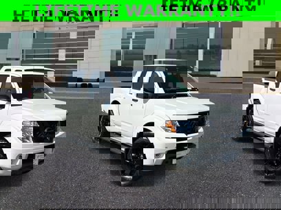 Used 2020 Nissan Frontier SV w/ Midnight Edition Floor Mats