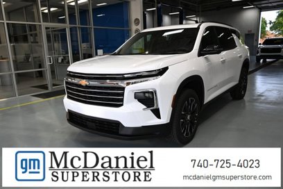 New 2025 Chevrolet Traverse LT w/ Sun and Wheel Package