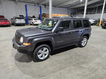 Used 2014 Jeep Patriot Limited w/ Sun/Sound Group